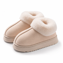 Bota Pantufa Feminina Peluciada com Solado Antiderrapante