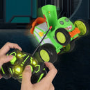 Carrinho Trator Maluquinho com Luz e Som Azul Gira 360° com Controle Remoto