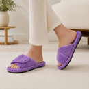 Chinelo Feminino de Pelúcia com Alça Ajustável | CozyFlex