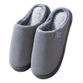 Pantufa Peluciada Fechada com Solado Antiderrapante