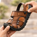 Sandália Masculina 2 em 1 com Sola Macia e Tira Ajustável