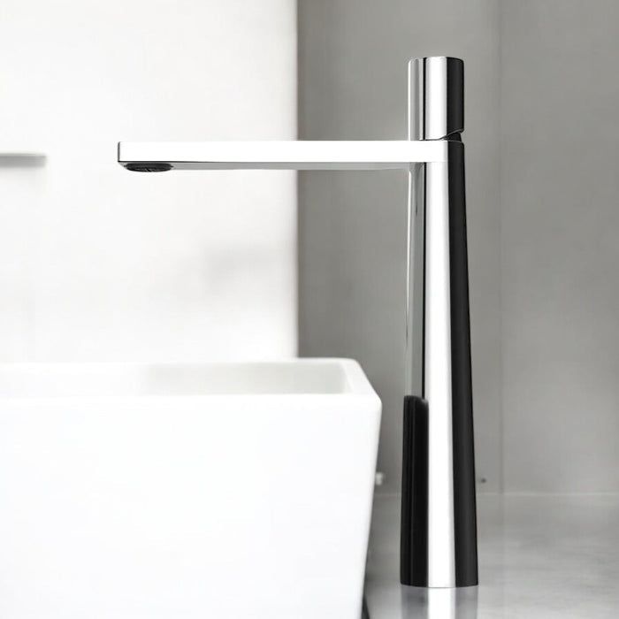 Torneira Monocomando para Banheiro em Metal