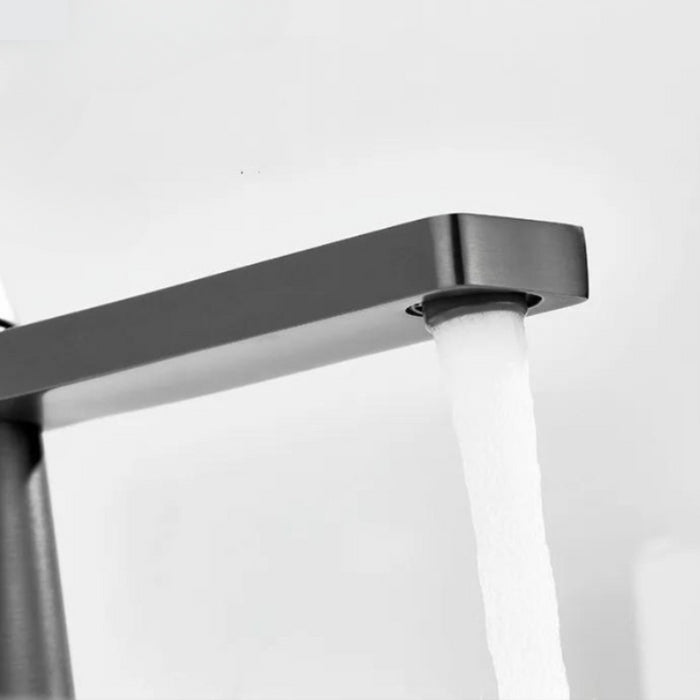 Torneira Monocomando para Banheiro em Metal